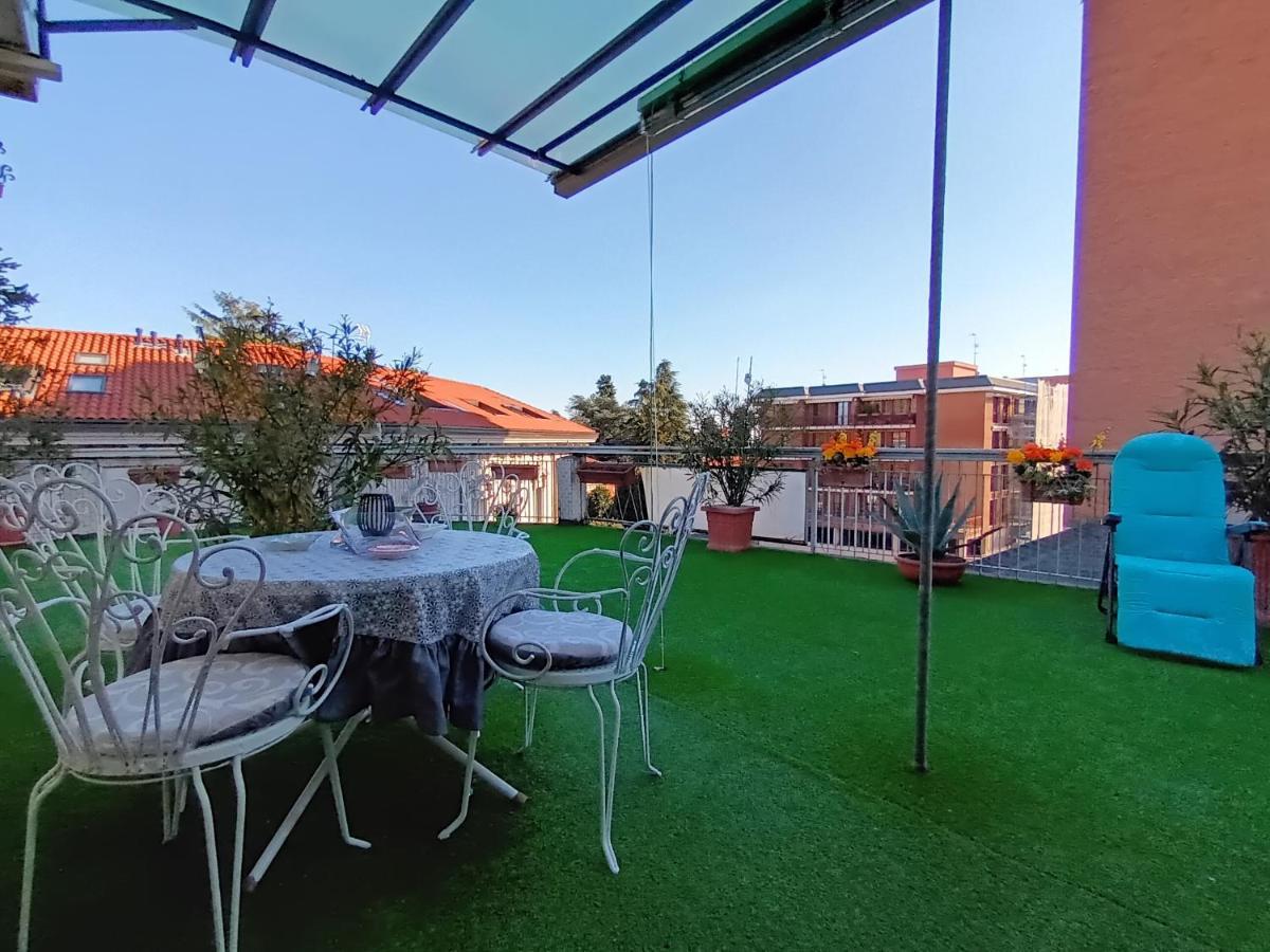 Ferienwohnung Terrazzo In Centro Seregno Exterior foto