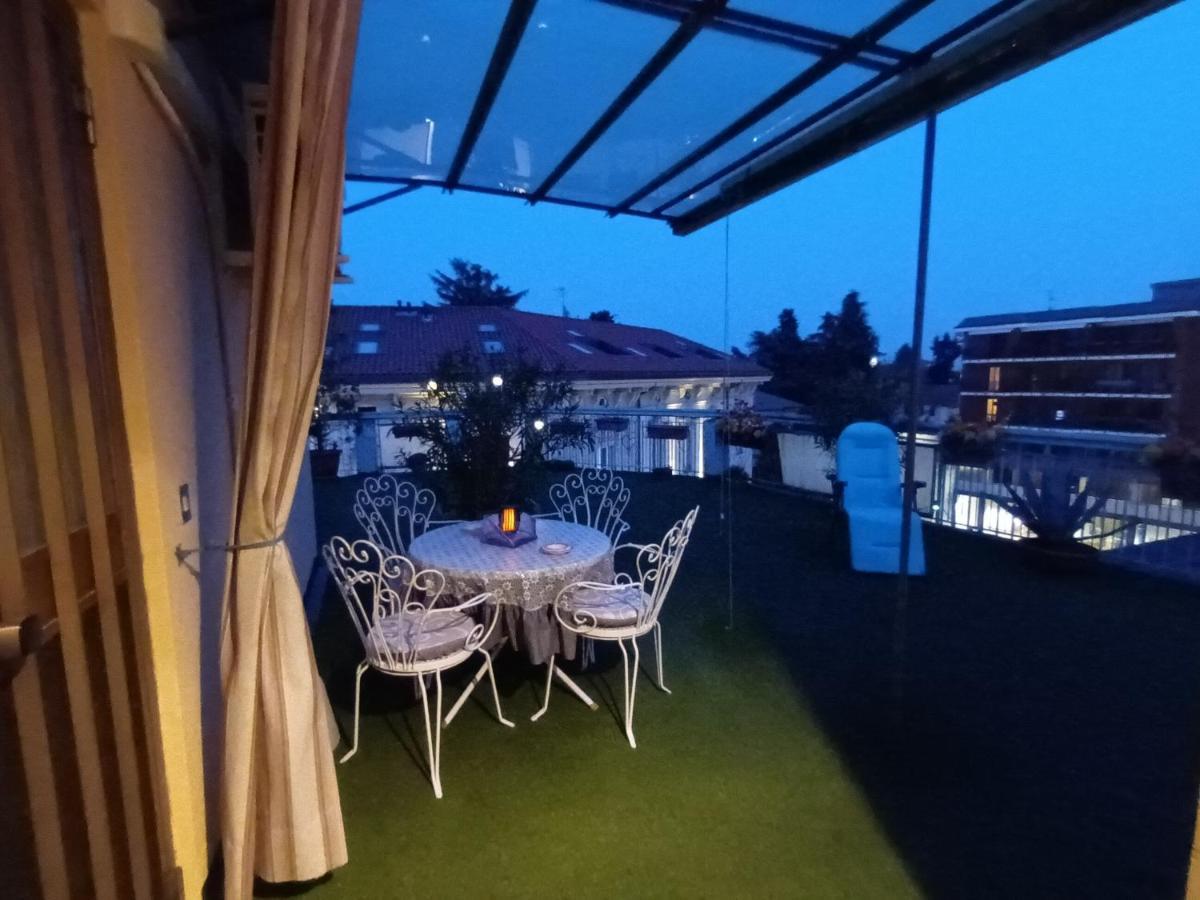 Ferienwohnung Terrazzo In Centro Seregno Exterior foto